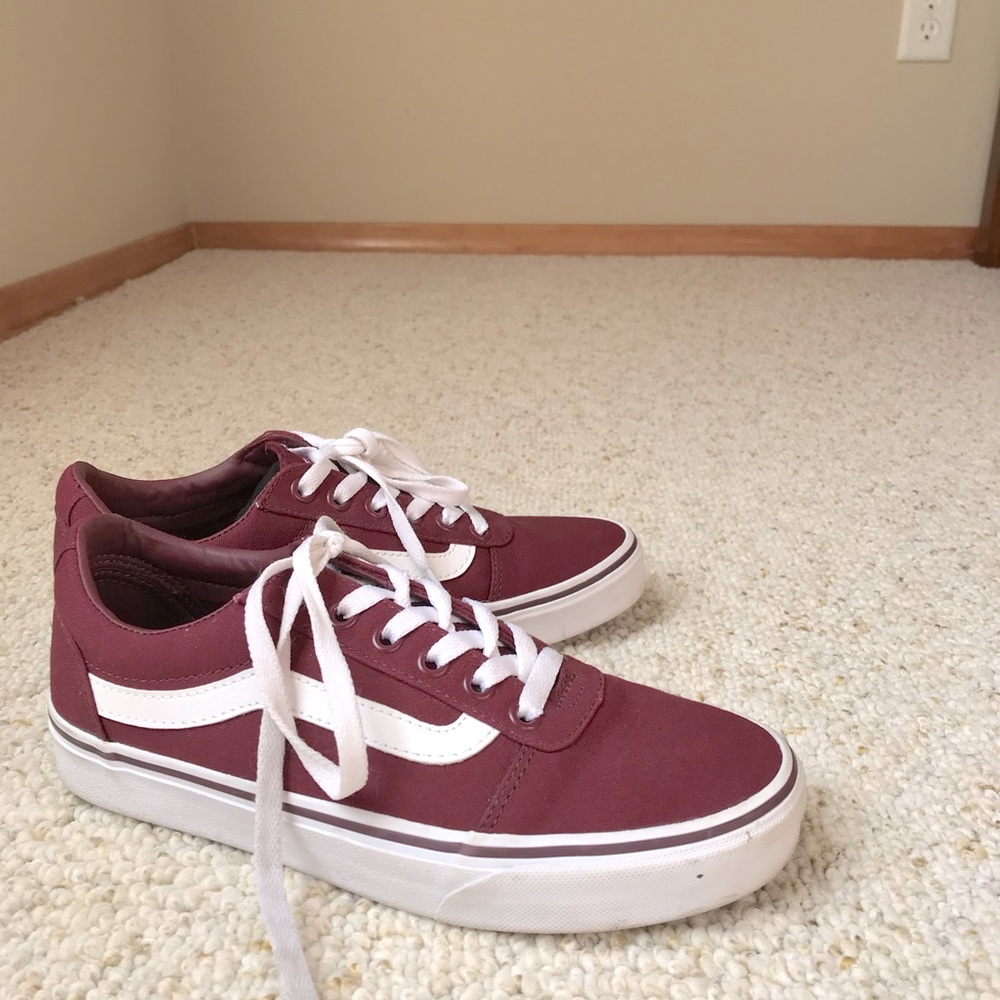 Vans Maroon, Old School, gently worn size 7.5 W